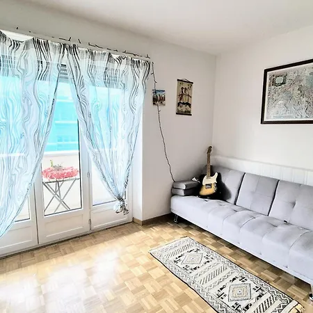 Lovely Right Next To The Opera And Appartement